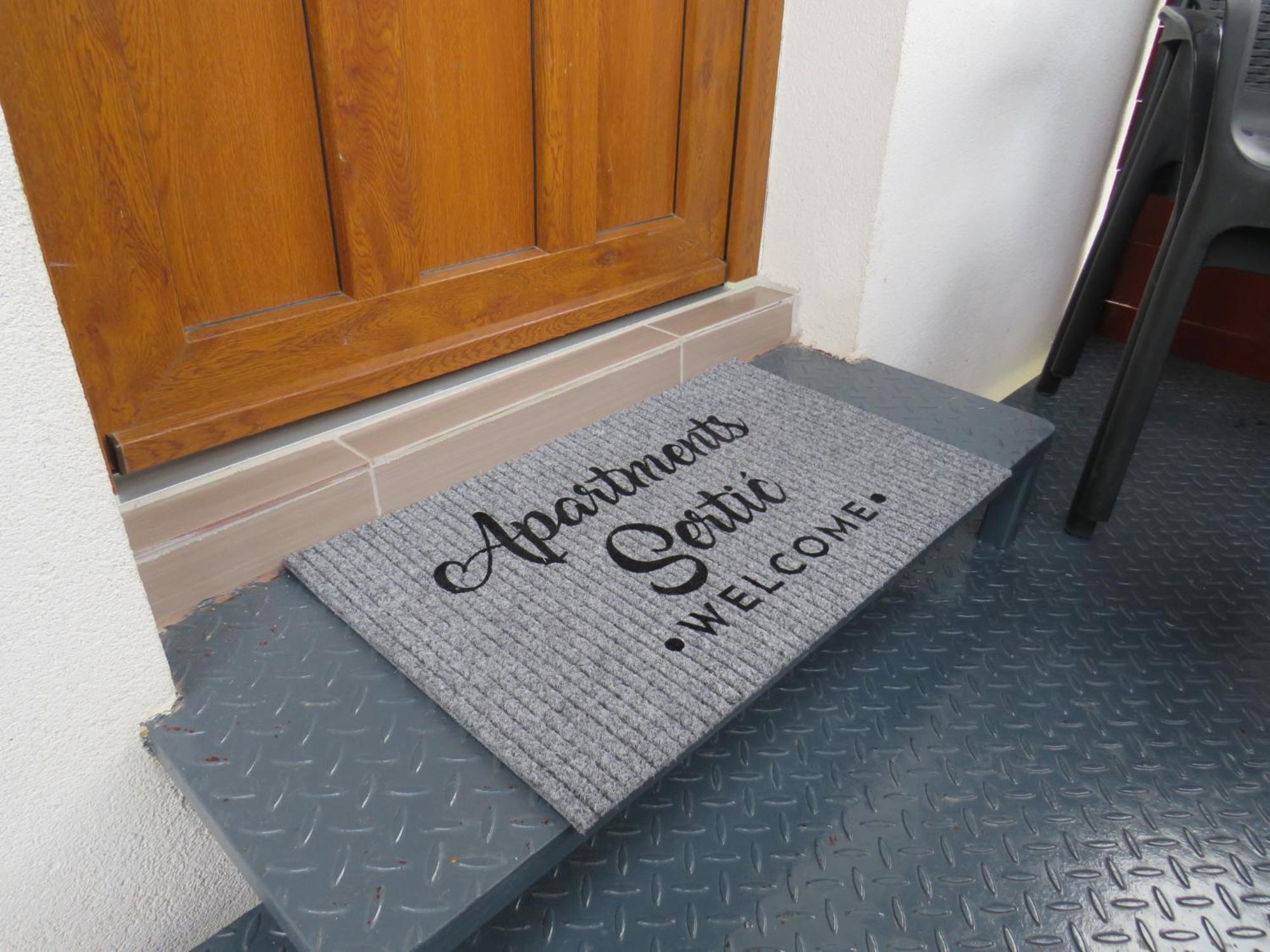 Apartments Sertic 4 Stars Полянак Екстериор снимка